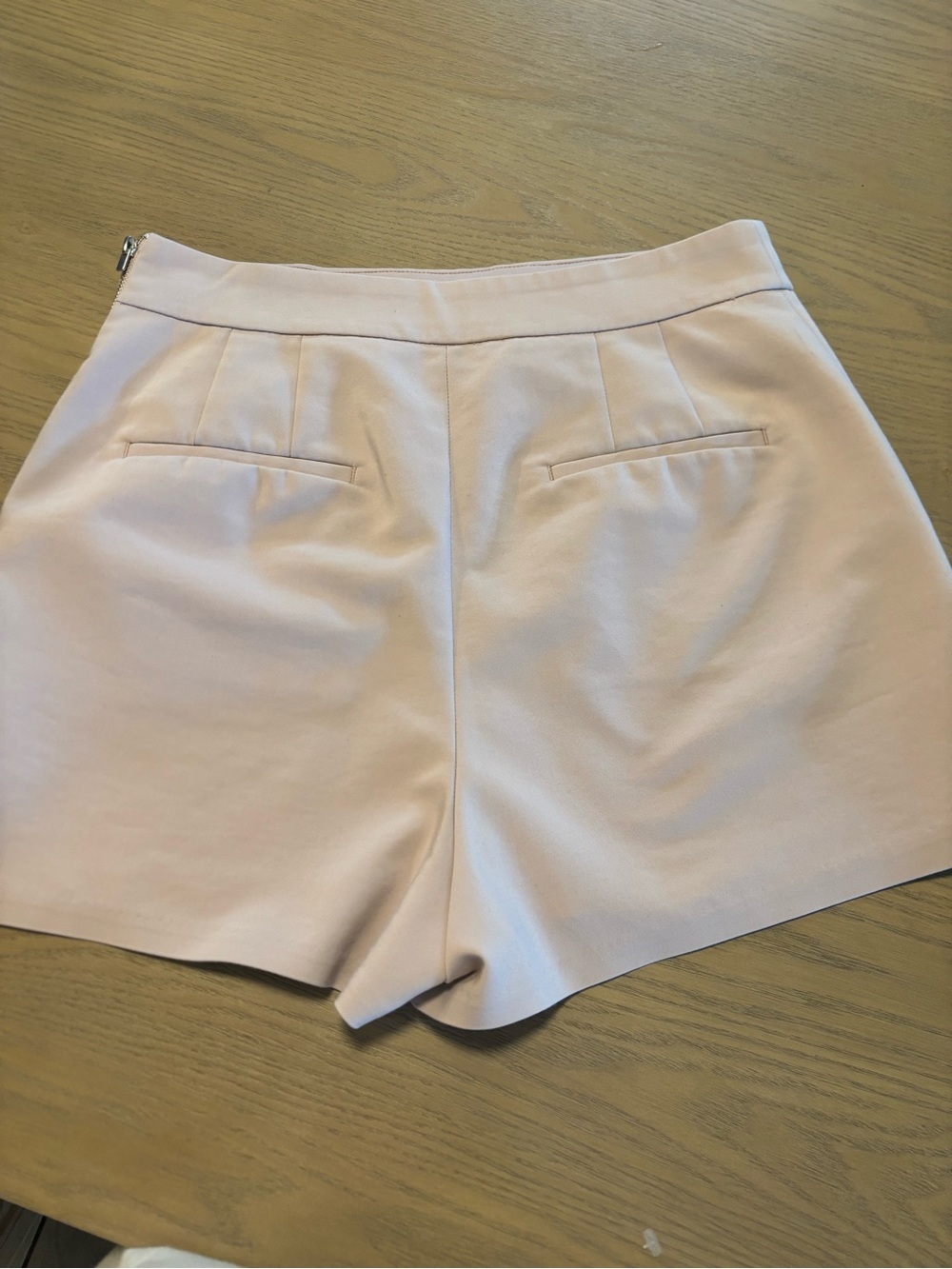 Express High-Waist Pale Pink Stretch Shorts - Picture 3 of 4